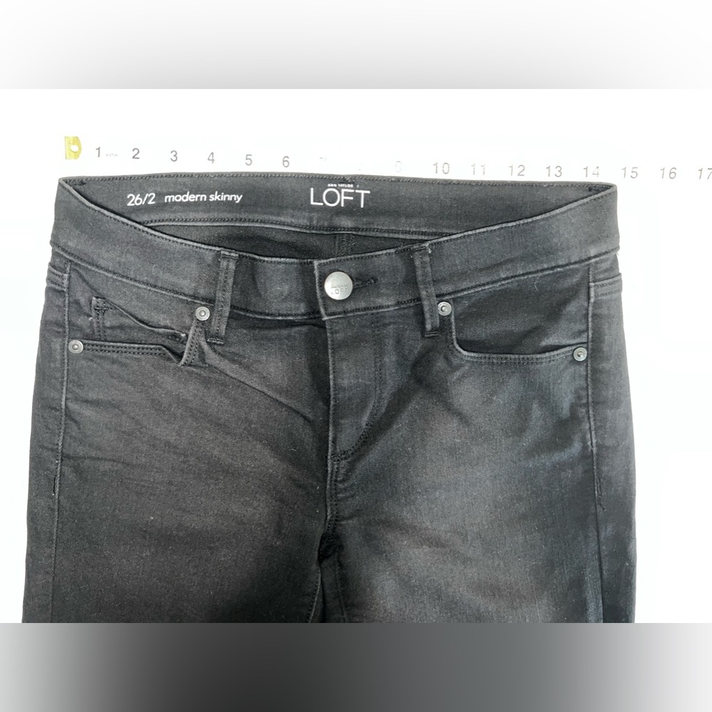 Black Jean Ann Taylor LOFT 26/2 skinny
